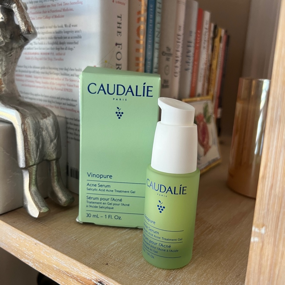 Caudalie Vinopure Acne Treatment Gel - Mint Green